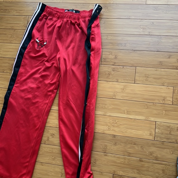 Adidas Authentic NBA Chicago Bulls Warm Up Breakaway Pants size Men's 2XL / XXL - Picture 6 of 10